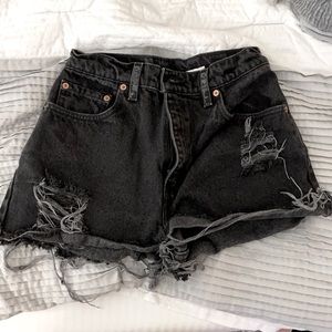 Distressed Levi Denim high waisted Shorts